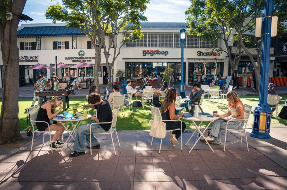 Broxton Plaza People Street Opens Saturday