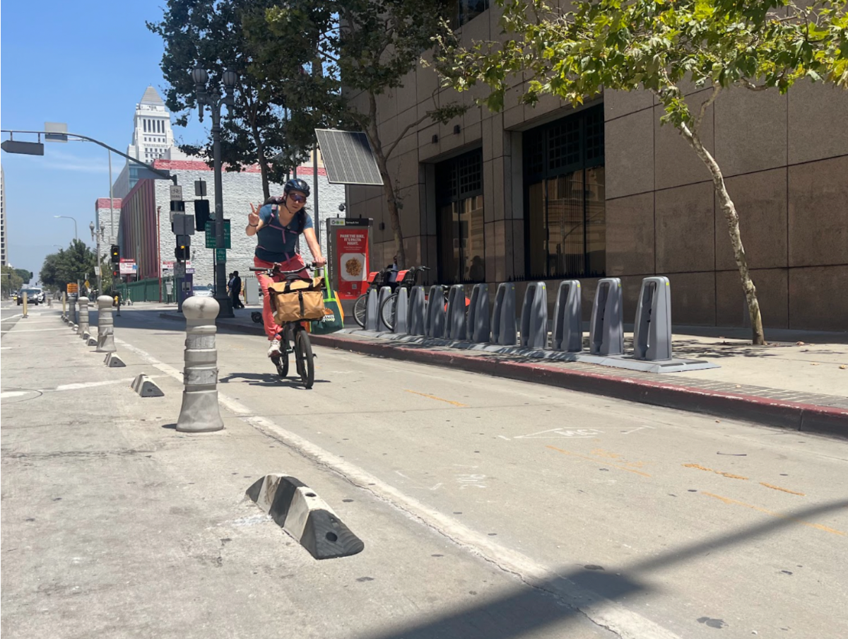 New Delineators Installed on Spring St Bike Lane