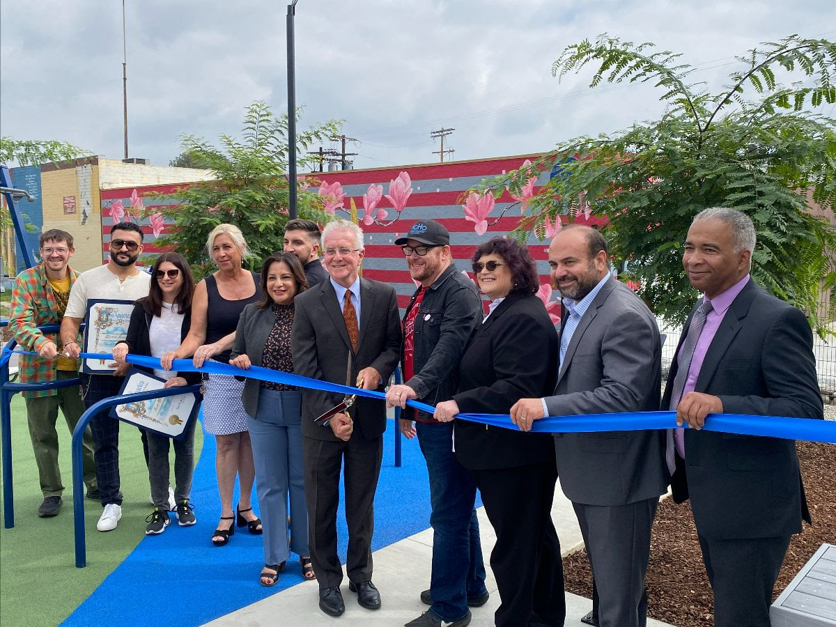 Ribbon Cutting on Chandler Bike Path Amenities