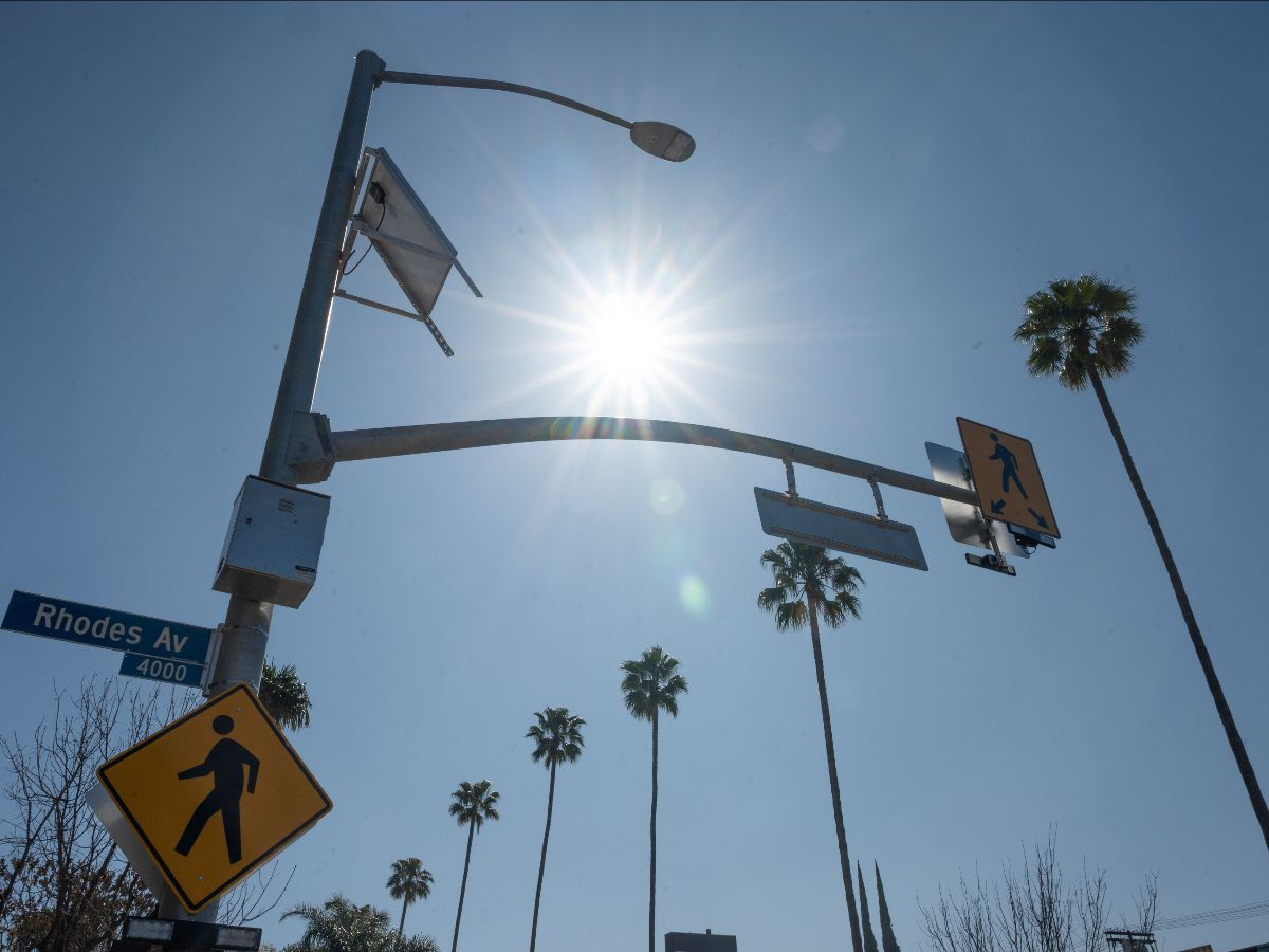 New Pedestrian Beacon at Ventura & Rhodes