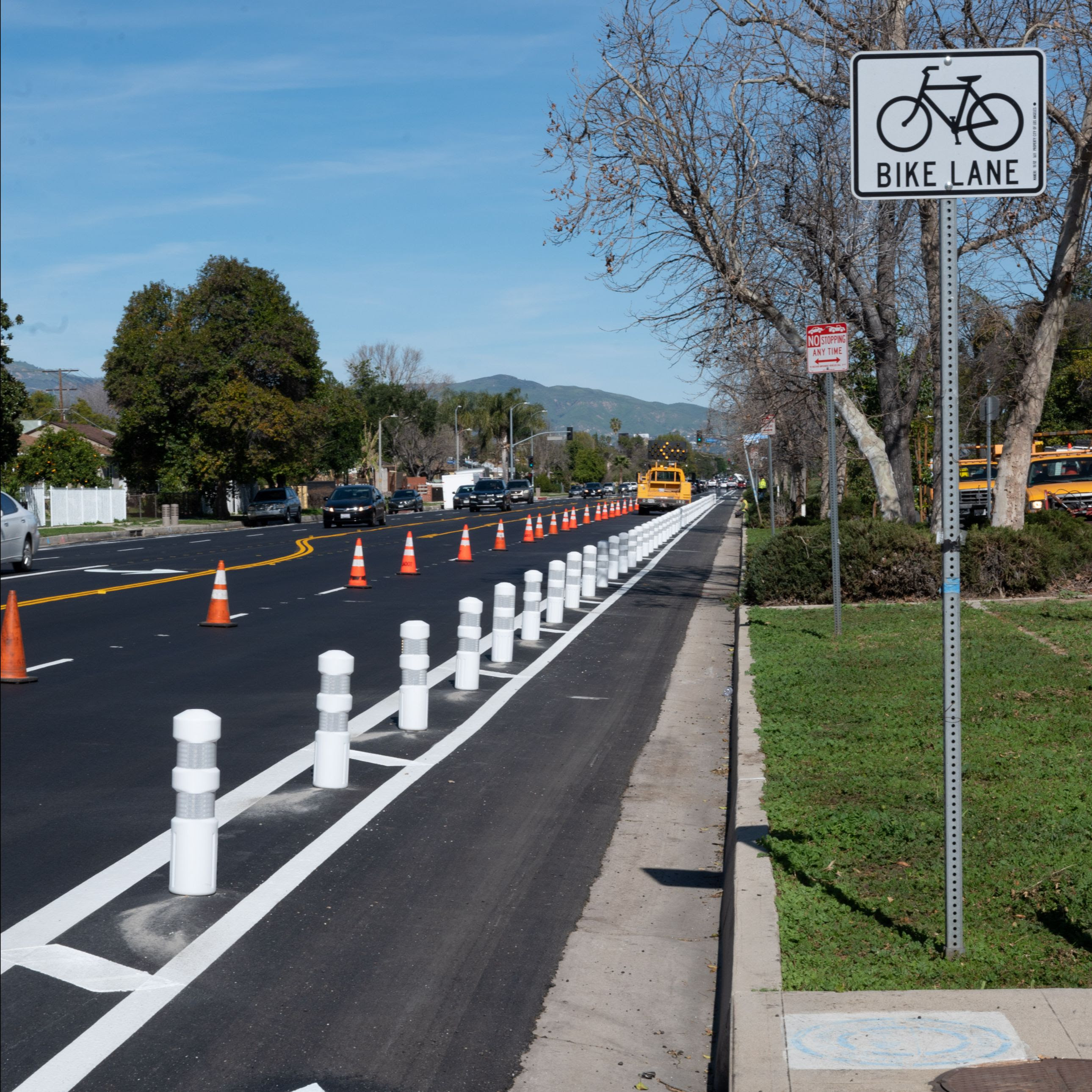 New Protected Bike Lanes Installed On White Oak 2